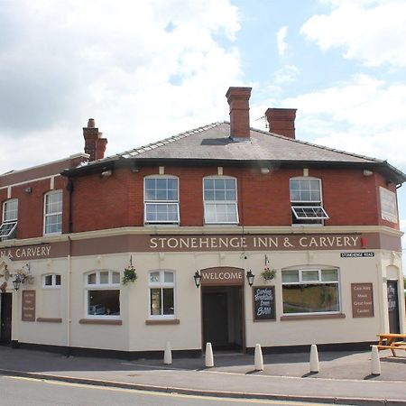 Stonehenge Inn&Shepherd's Huts Bulford Exterior foto