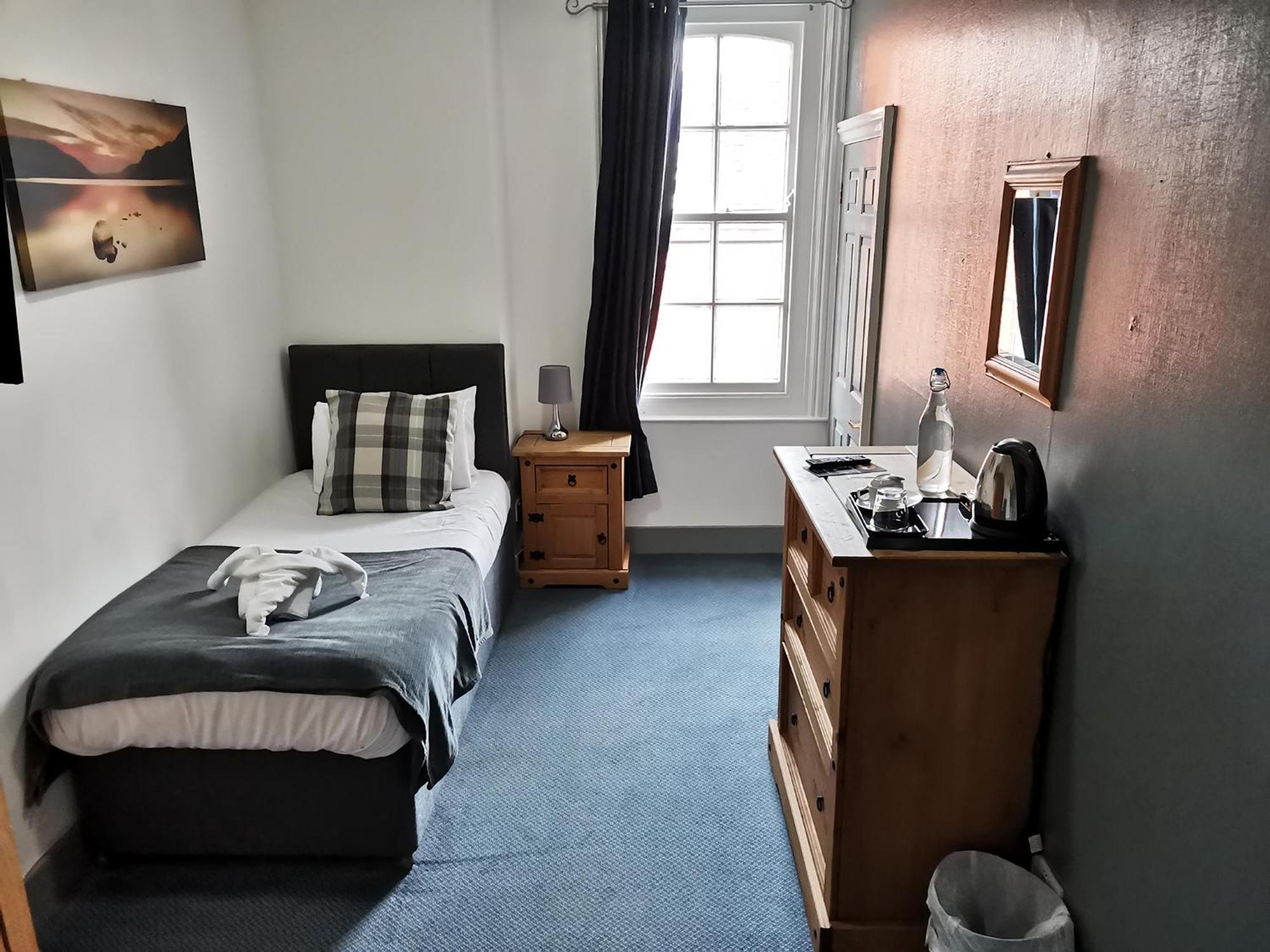 Stonehenge Inn&Shepherd's Huts Bulford Zimmer foto