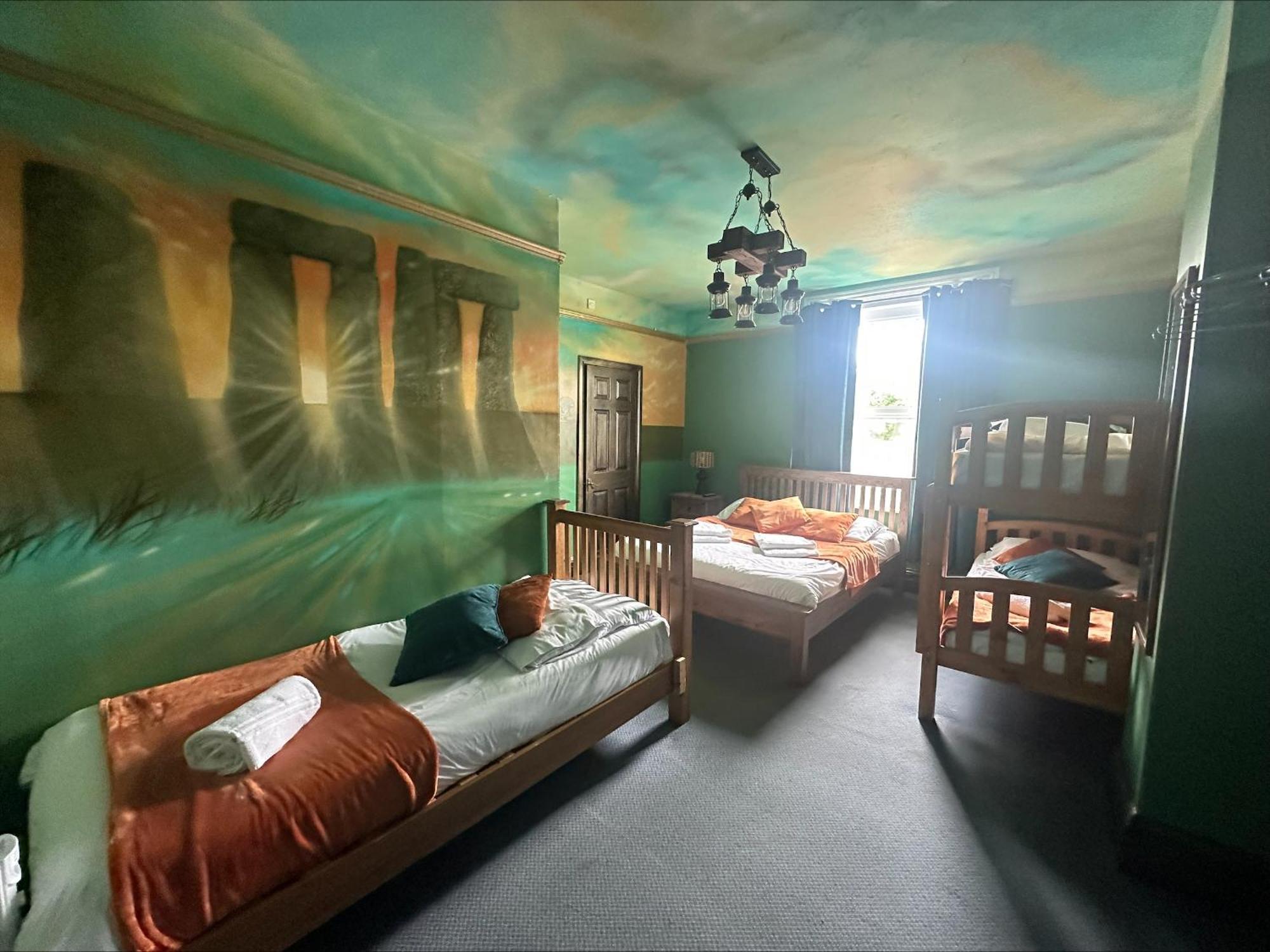 Stonehenge Inn&Shepherd's Huts Bulford Zimmer foto