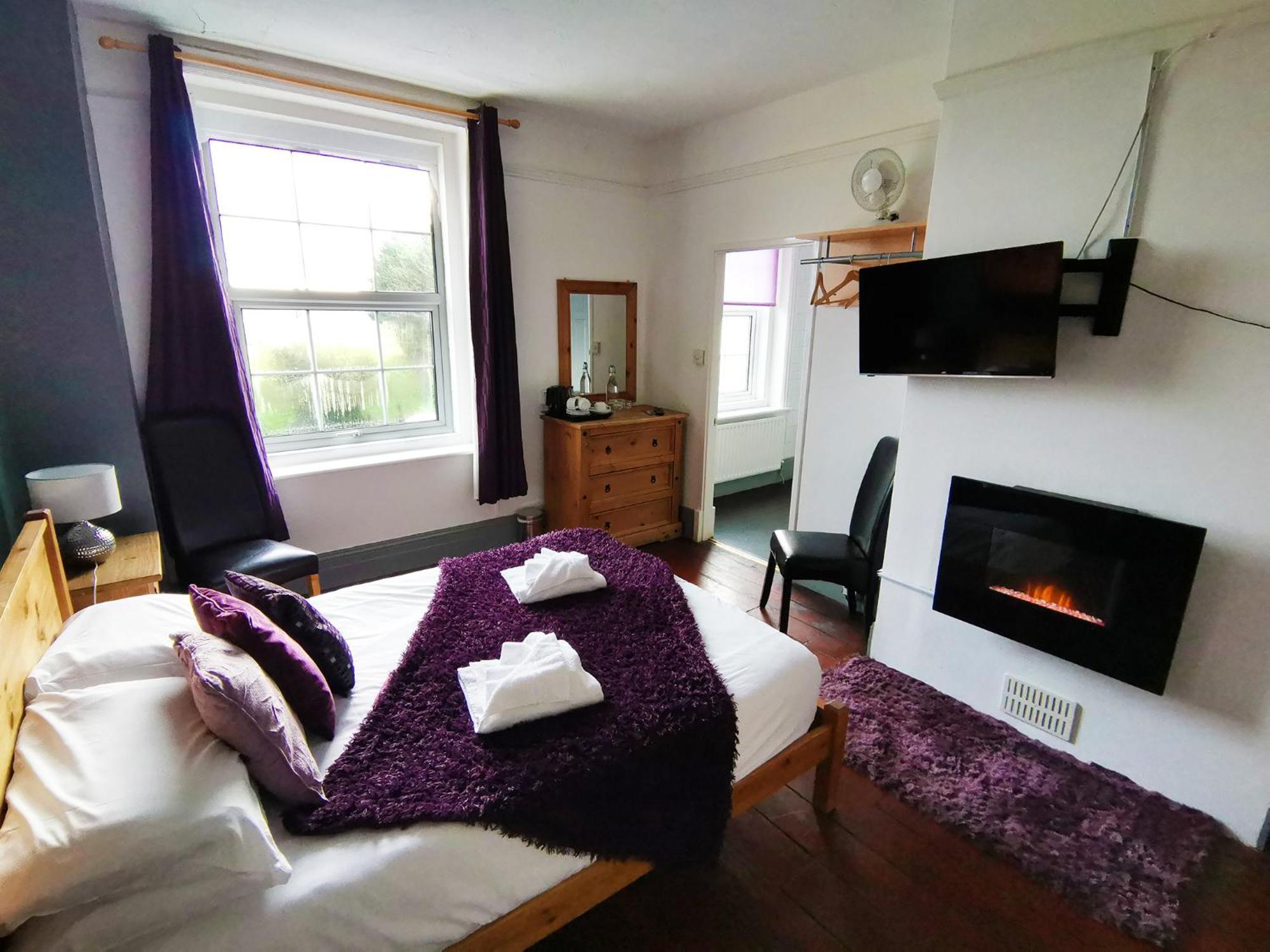 Stonehenge Inn&Shepherd's Huts Bulford Zimmer foto